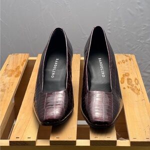 Bandolino Block Patent heel in red rock 
NEW CONDITION